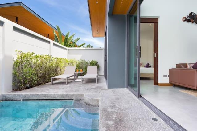 Villa Crystal Two-Bedroom Private Pool Villa Phuket Buitenkant foto