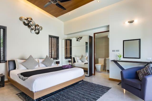 Villa Crystal Two-Bedroom Private Pool Villa Phuket Buitenkant foto