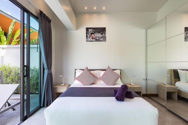 Villa Crystal Two-Bedroom Private Pool Villa Phuket Buitenkant foto